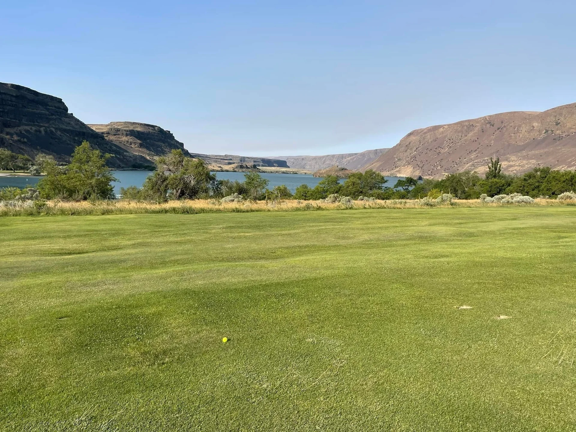 Golf fairway canyon
