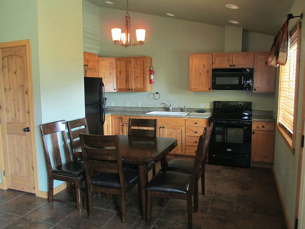 Typical Lakeview kitchen and dining area